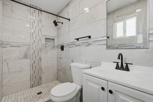 Building Photo - Recently Remodeled Home with All Appliances Included!