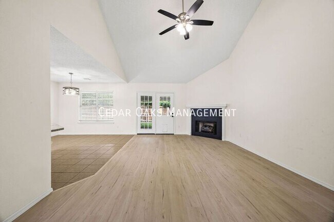 Building Photo - 1142 S Jasmine Ln