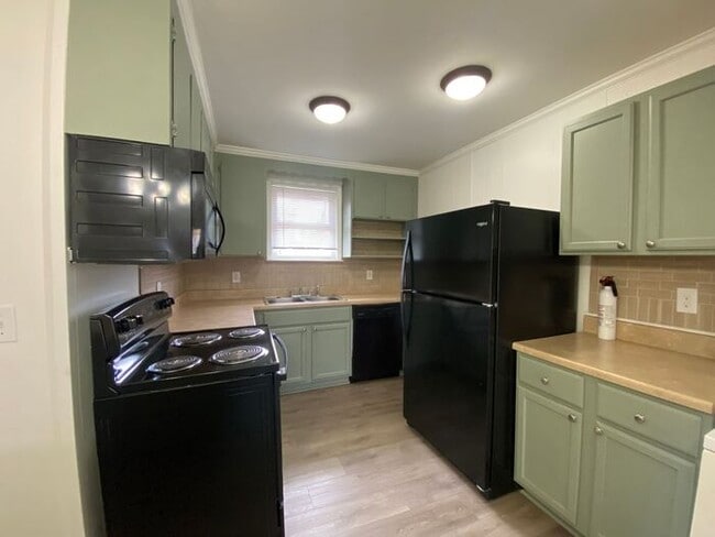 Building Photo - Inglewood 2/1 Duplex - Renovated - Fenced ...
