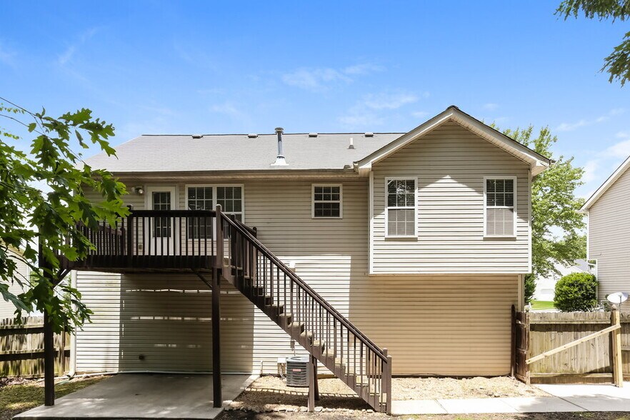 Building Photo - 7823 Cambridge Dr