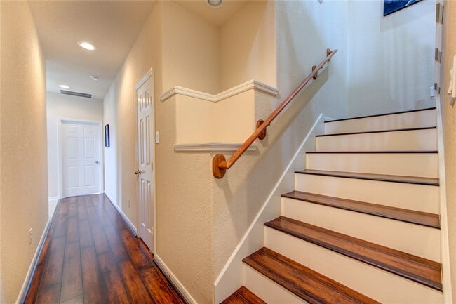 Building Photo - 1243 Glenwood Canyon Ln