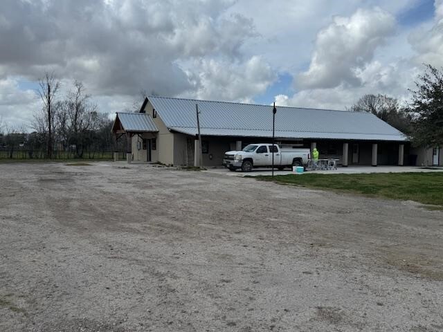 Building Photo - 9500 Bissell Rd