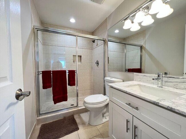 Building Photo - 4216 Sea Grape Dr