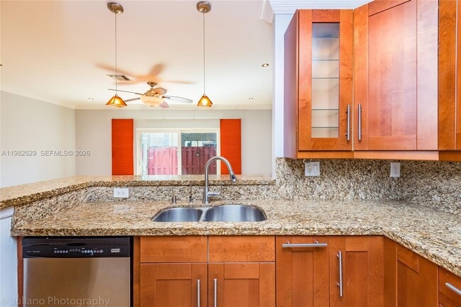 Building Photo - 16061 Emerald Cove Rd