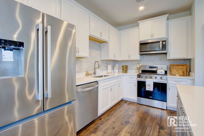 Building Photo - 357 Chapman Cir