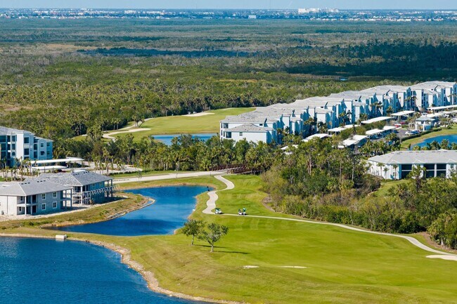 Building Photo - GOLF MEMBERSHIP - FANTASTIC VEWS- 3RD FLOO...