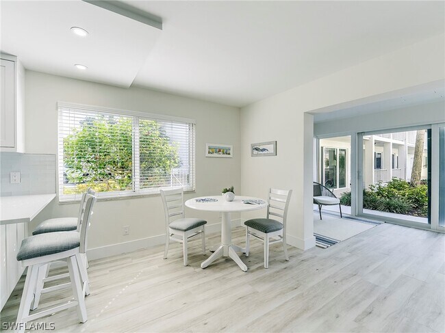 Building Photo - 354 Harbour Dr