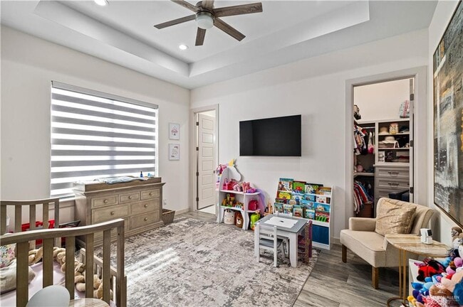 Building Photo - 24 Cornell Ave