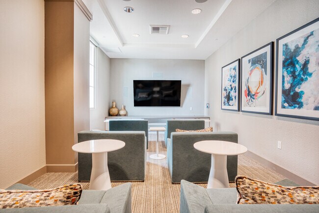 Building Photo - 1000 National Ave