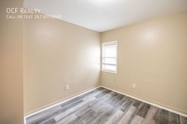 Building Photo - 2220 Fitzwater St