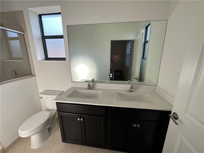 Building Photo - Northeast 208th Terrace, Miami, FL 33179 - 3 BR 3 BA townhouse