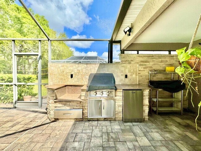 Building Photo - 13035 Royal George Ave