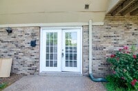 Building Photo - 1041 Harold Dr