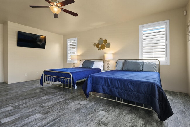 Building Photo - 47432 Harbour Lights Ln