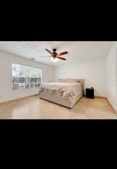 Building Photo - 5323 Hansel Ave