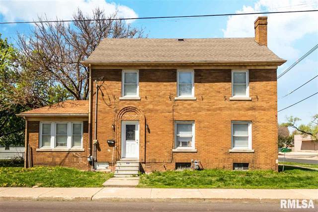 Building Photo - 2215 N Wisconsin Ave