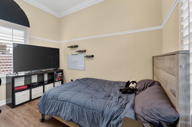 Building Photo - 7162 Vía Firenze