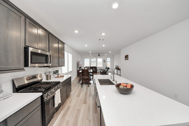 Building Photo - 21719 Flannel Bush Ln