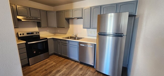 Building Photo - Update 3 bed/2 bath in Orchard mesa
