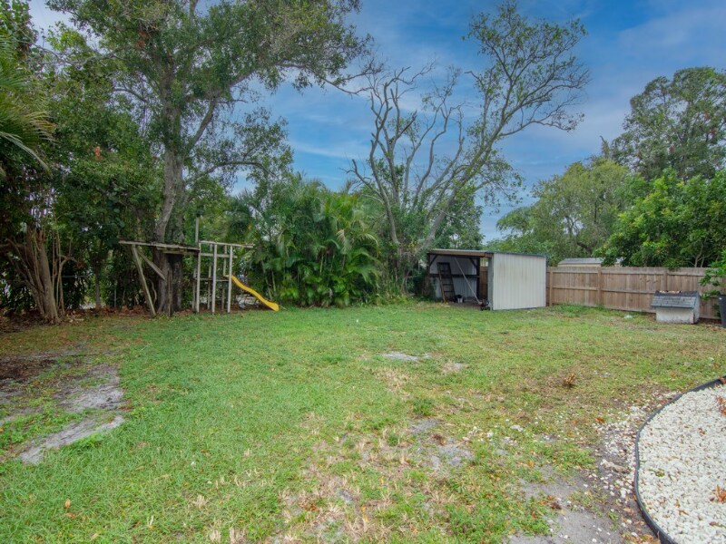 Building Photo - 1219 S 10th St