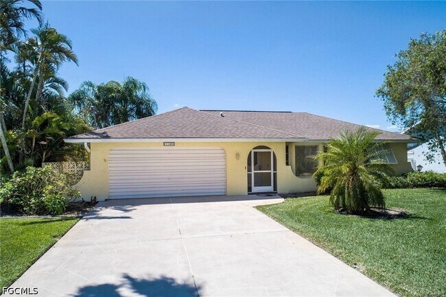 Building Photo - 1140 SW 44th St