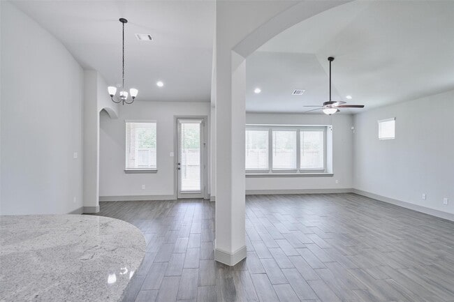 Building Photo - 22348 Misty Woods Ln