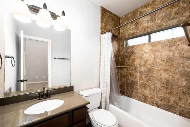 Building Photo - 5513 Livorno Way