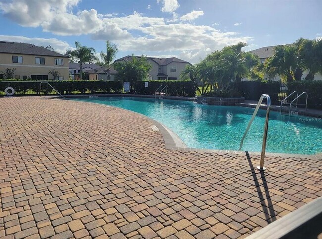 Building Photo - 2486 Seven Oaks Dr