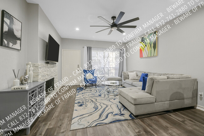 Building Photo - Beautiful Condo in the Heart of Dallas!