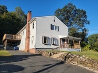 Building Photo - 59 Mendham Ave