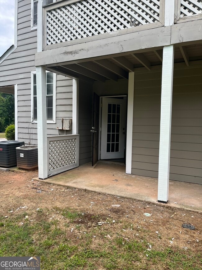 Building Photo - 9436 Cypress Ln