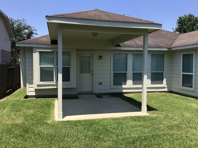 Building Photo - 21806 Saragosa Pond Ln