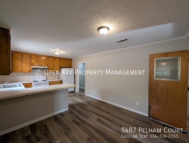 Building Photo - 5487 Pelham Ct