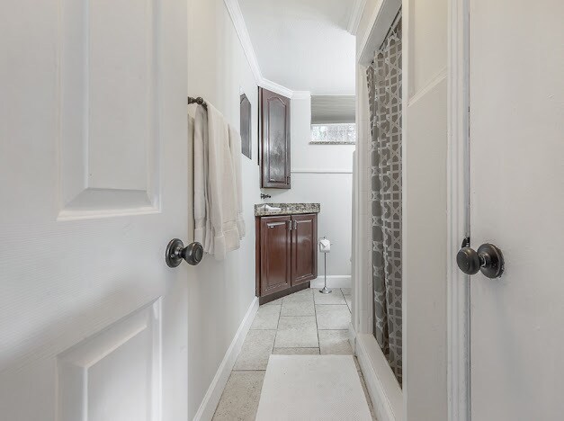 Entry to master bathroom - 3905 N Highland Ave