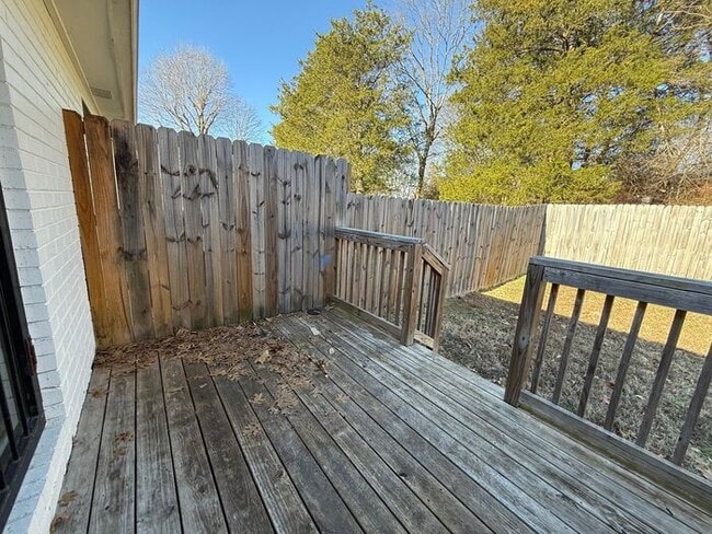 Building Photo - For Rent - Great Duplex Unit in North Nashville