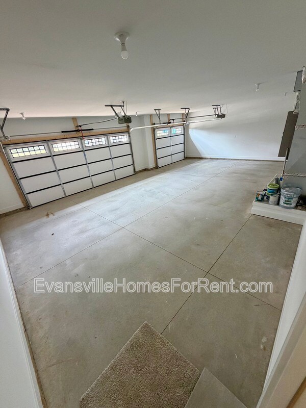 Building Photo - 4432 Violet Dr