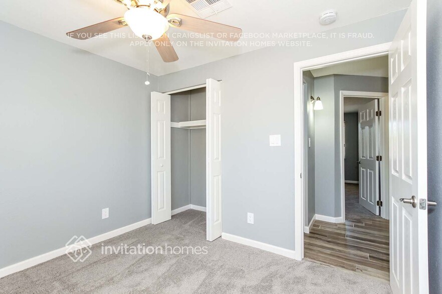 Building Photo - 14430 N 41st Ct