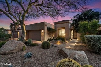 Building Photo - 6501 Shooting Star Way