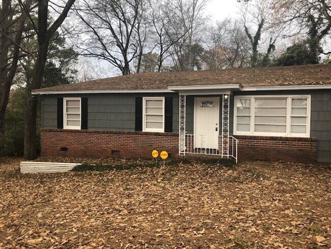 Building Photo - 532 26th Ave NW