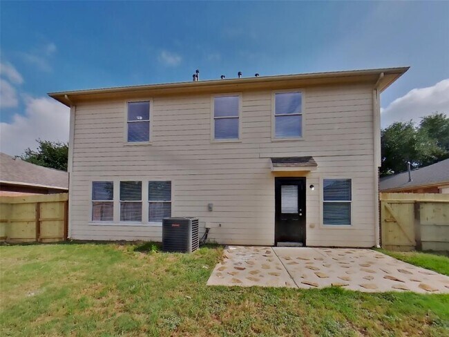 Building Photo - 20811 Mossy Hill Ln
