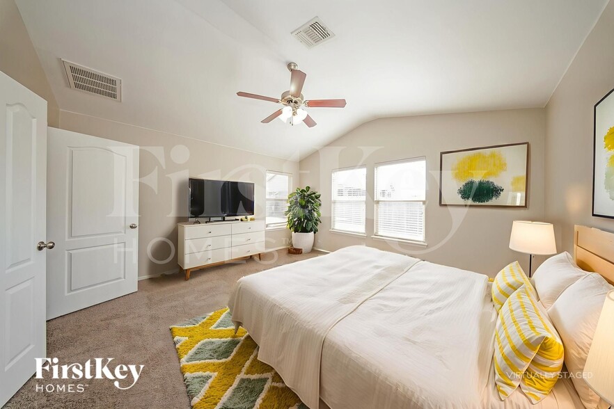 Building Photo - 1108 SW 158th St