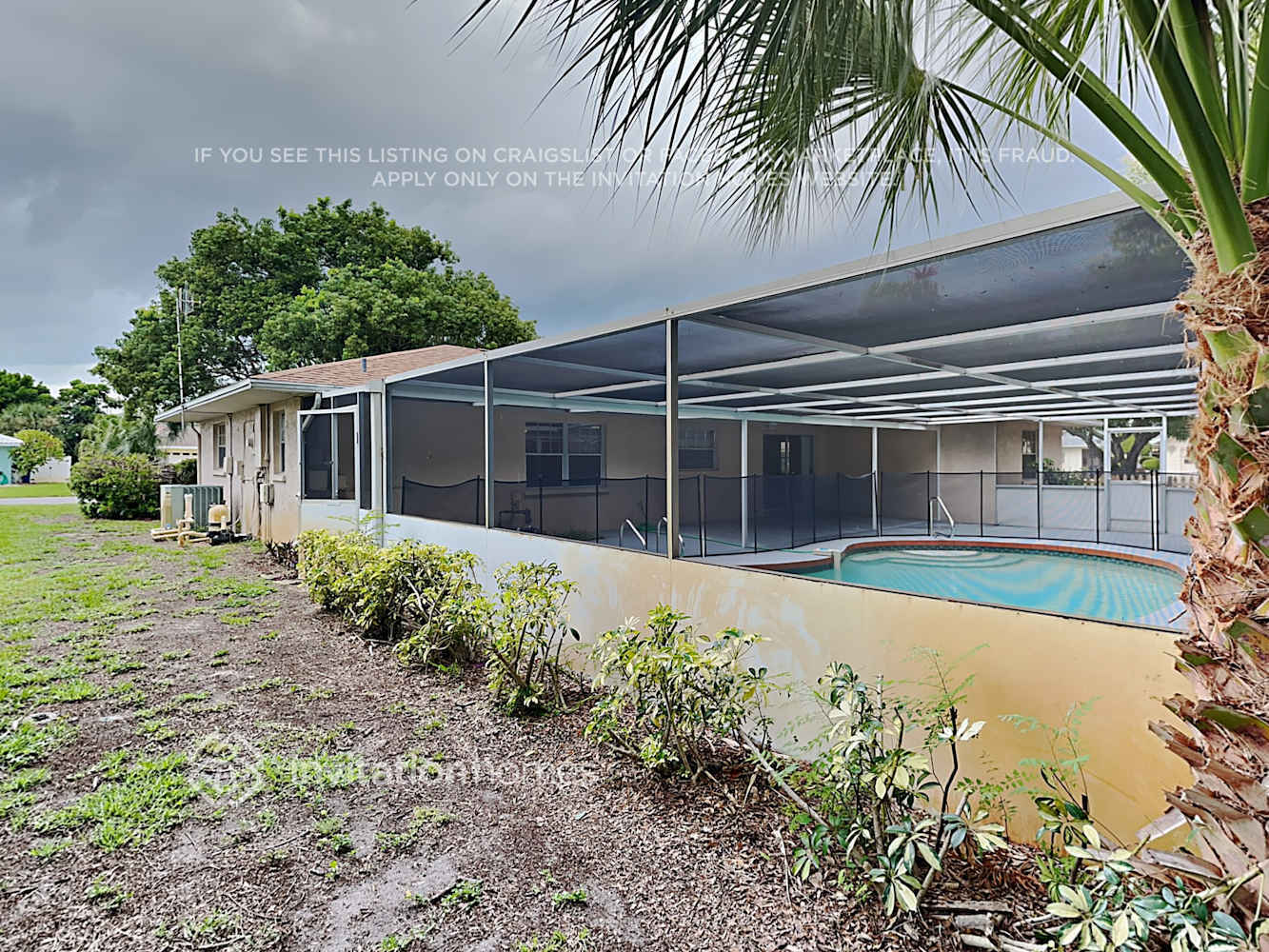 Building Photo - 6906 16th Ave Dr W