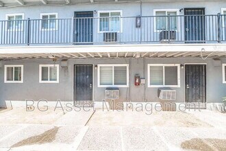 Building Photo - 714 Darina Ave