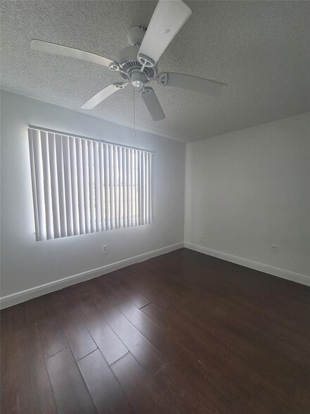 Building Photo - 4374 NW 9th Ave