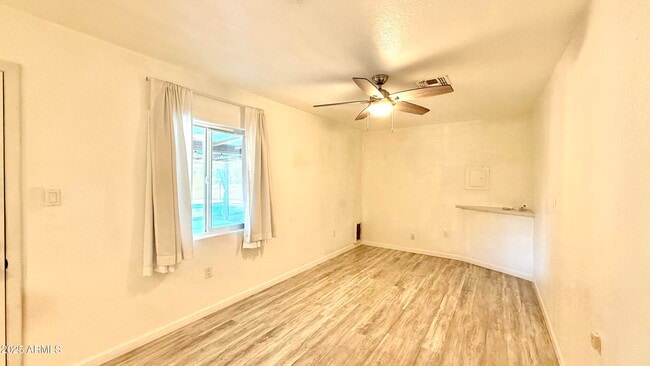 Building Photo - 4518 W Crivello Ave