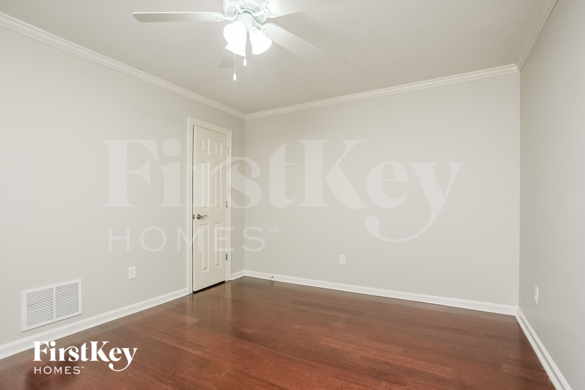 Building Photo - 662 Eden Brook Ln