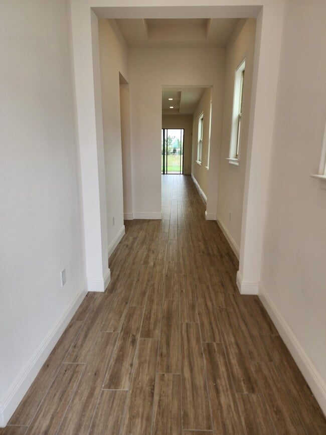 Building Photo - 9714 Bucklow Hill Dr