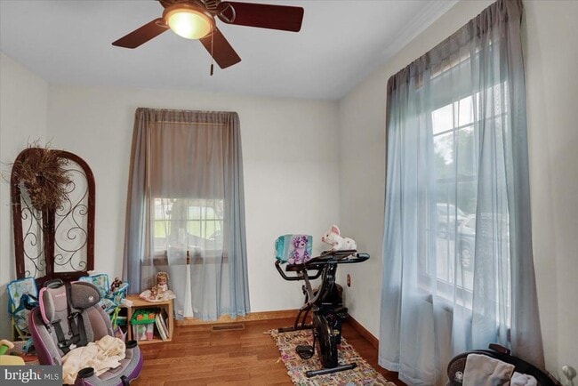 Building Photo - 2209 Shartlesville Rd