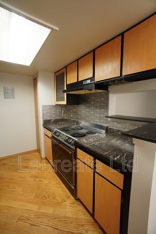 Building Photo - 4400 S Quebec St
