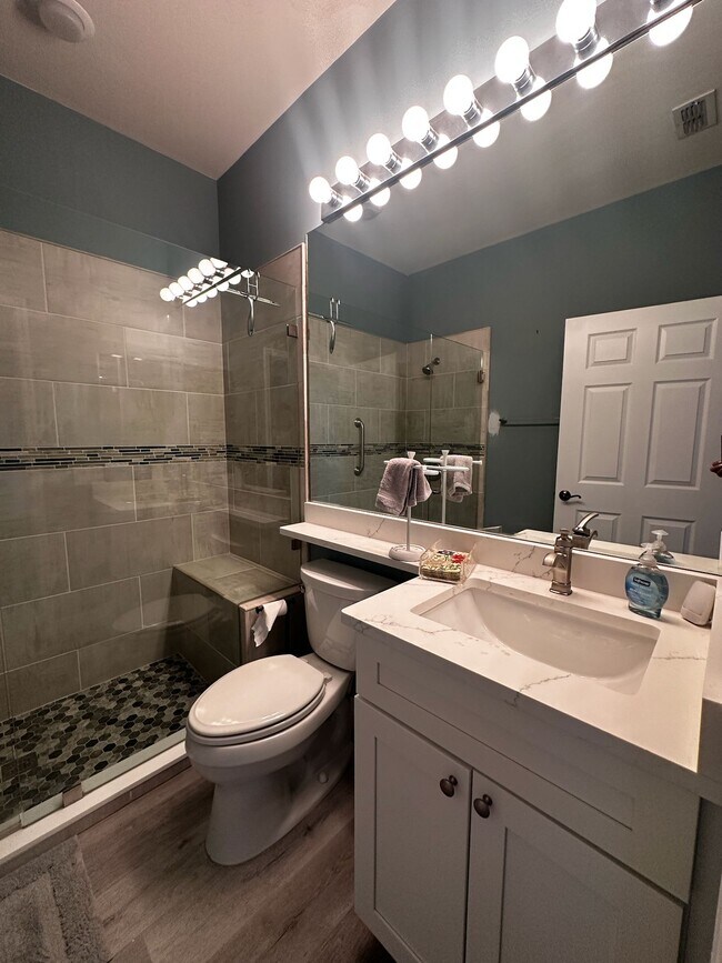 Building Photo - 9240 Bayberry Bend